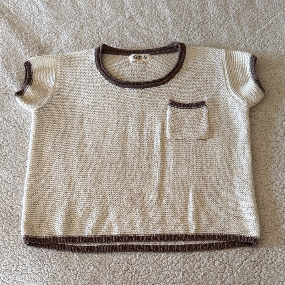 Listicle Cream Short-Sleeve Crewneck Sweater with Brown Trim